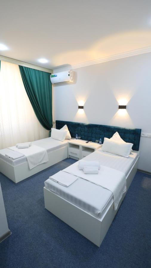 Sharq Hotel Ургенч Екстериор снимка