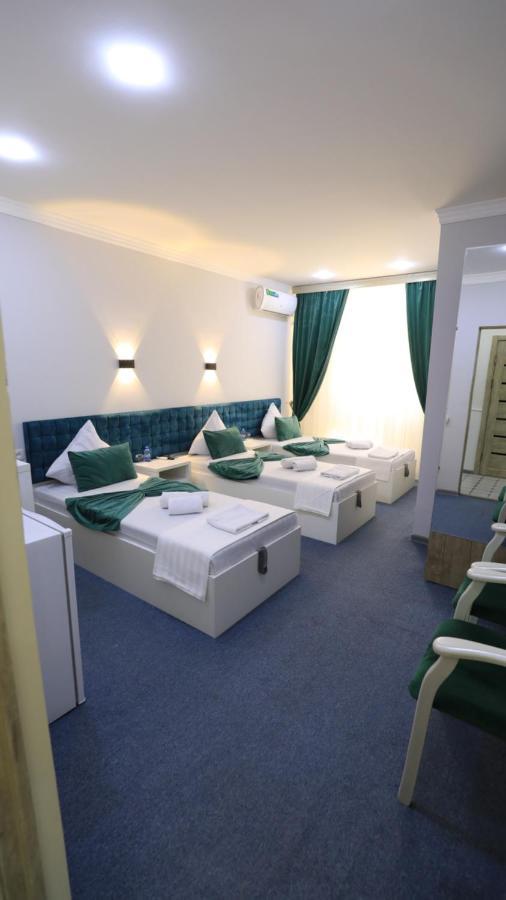 Sharq Hotel Ургенч Екстериор снимка