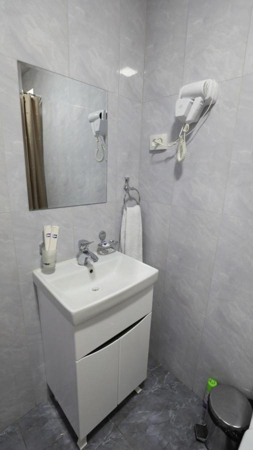 Sharq Hotel Ургенч Екстериор снимка