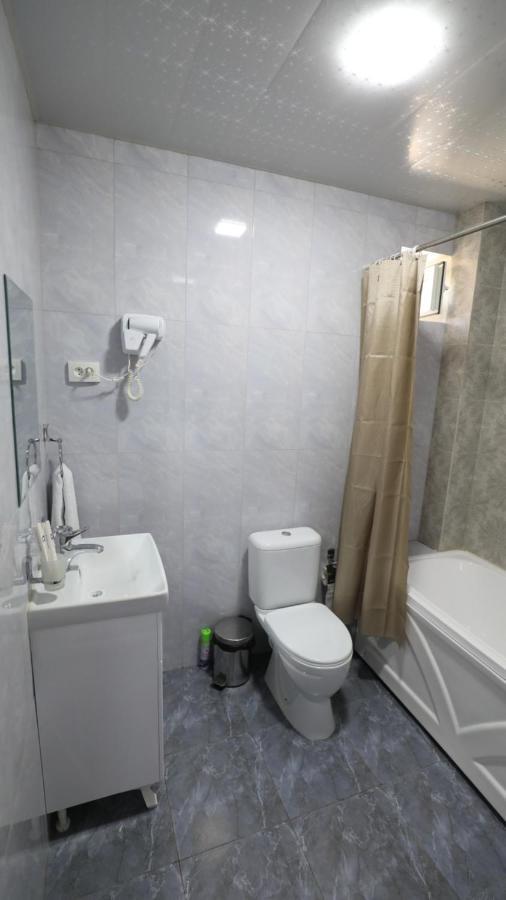 Sharq Hotel Ургенч Екстериор снимка